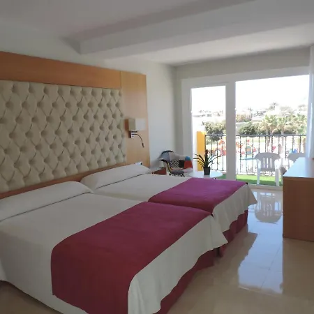 Mediterraneo Bay &