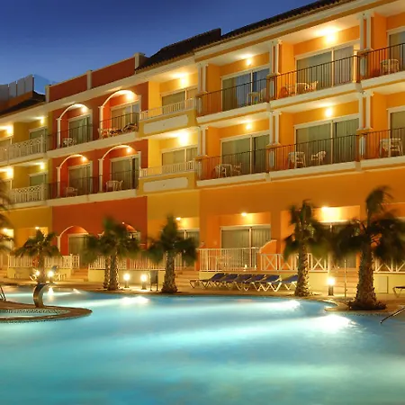Mediterraneo Bay & Hotel 4*