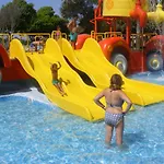 Mediterraneo Bay & Hotel 4*