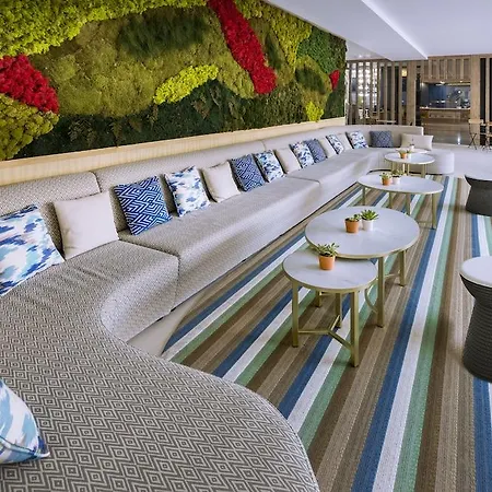 Mediterraneo Bay & Hotell