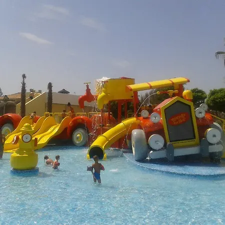 Mediterraneo Bay & Hotell 4*