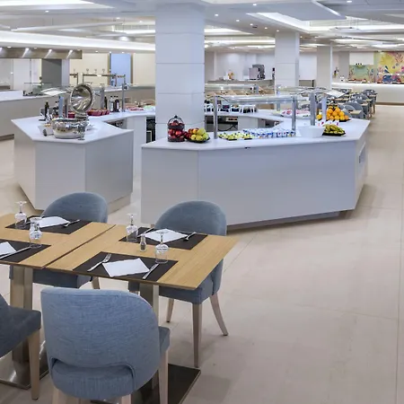 Mediterraneo Bay & 4* רוקאוטס דה מר