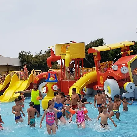 מלון Mediterraneo Bay & 4*