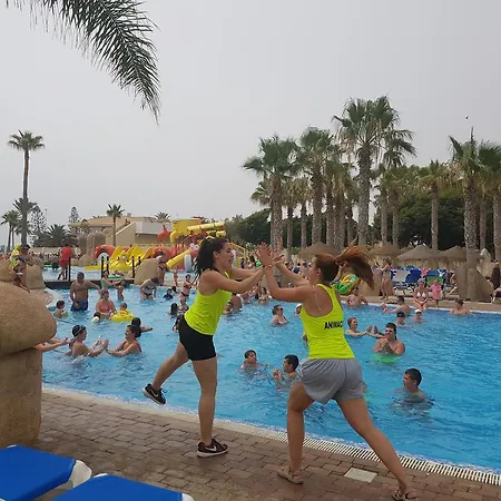 Mediterraneo Bay & 4*