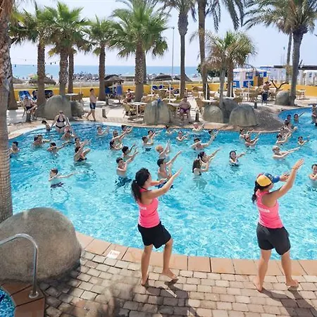 Mediterraneo Bay & Hotell 4*